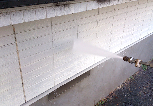 Step2:外壁の高圧洗浄